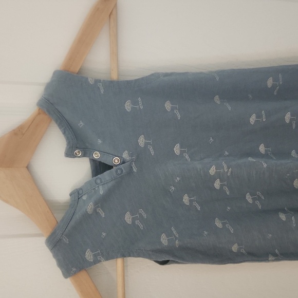 Rylee + Cru Blue Sleeveless Jumpsuit Romper  with Beach Umbrellas Size 2-3 - Picture 4 of 6